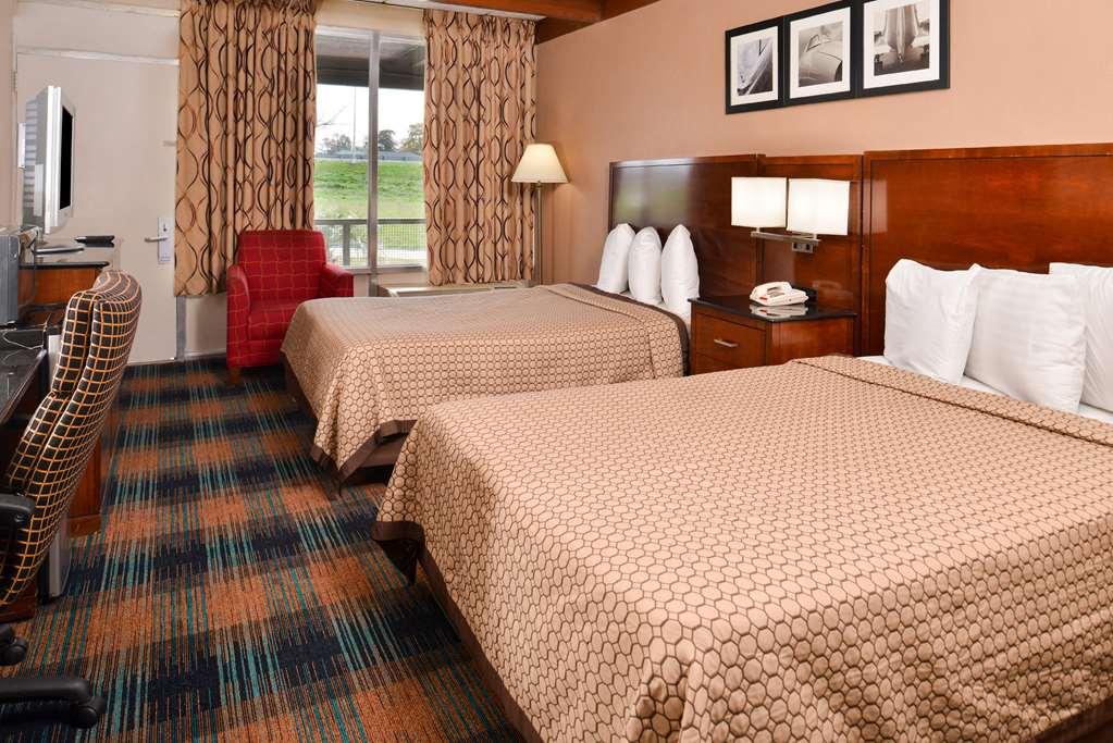 Americas Best Value Inn Augusta Historic Downtown Room photo